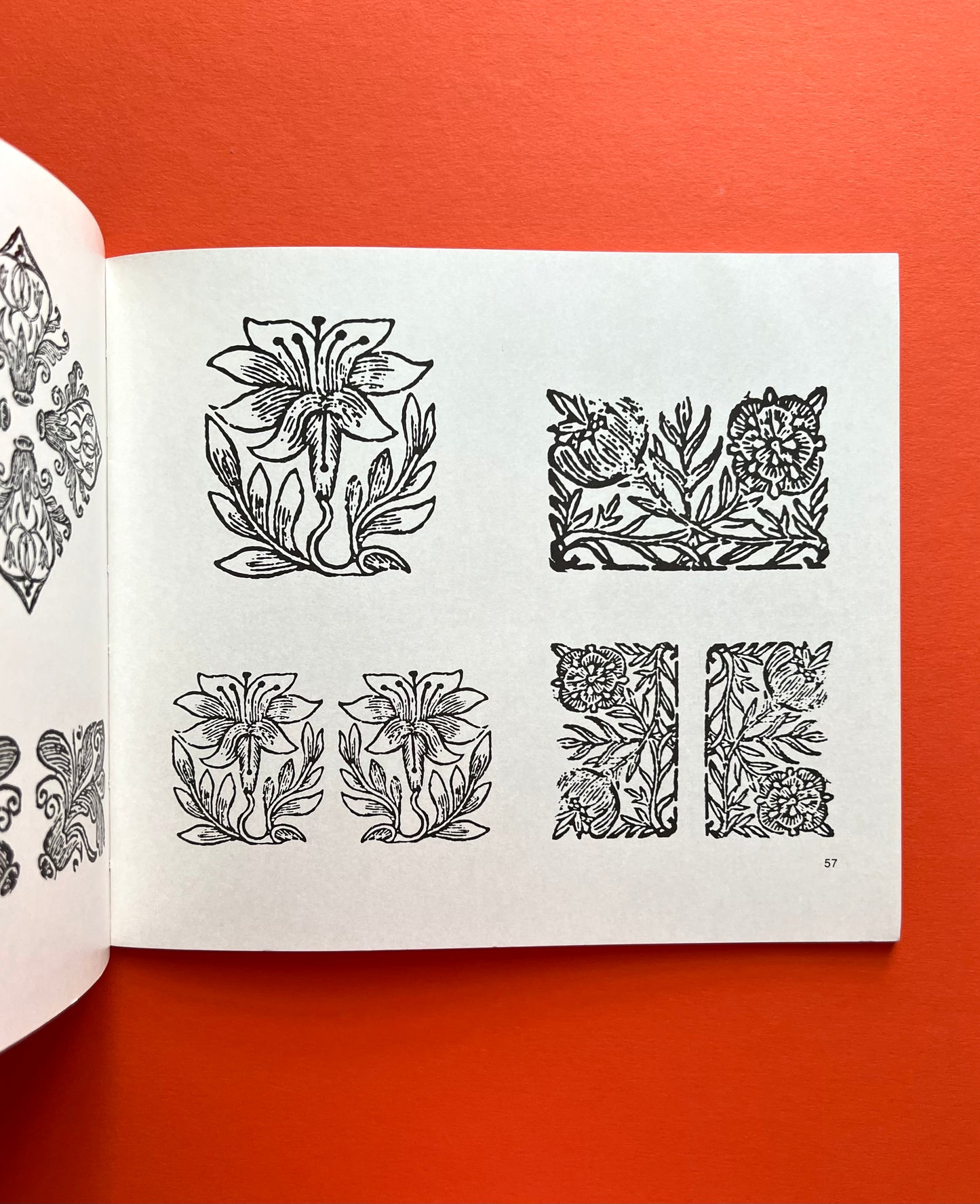 Serie de información gráfica: viñetas y grabados ornamentales del siglo XVIII